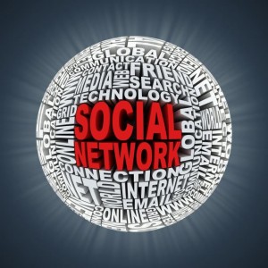 shar-iz-bukv-s-nadpisyu-sotsialna-set-bowl-of-letters-with-the-word-social-network