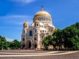 Откройте для себя сказочный Петергоф